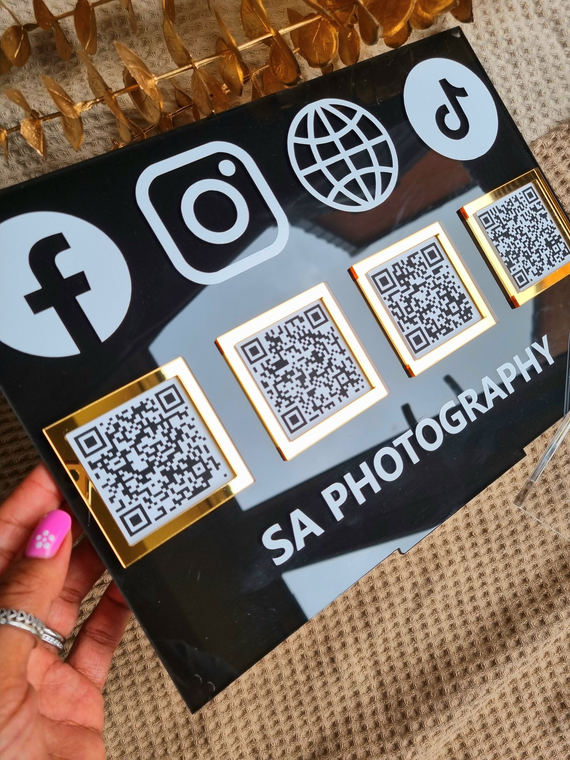 A4 QR Code Signs – Lux & Co.