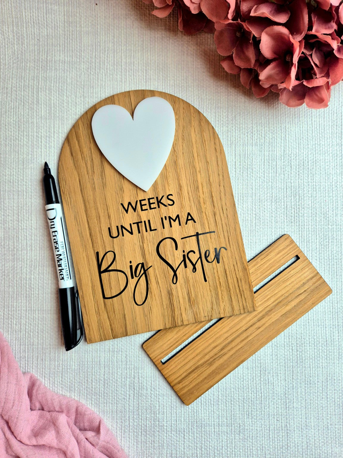 Big Sister baby arrival countdown plaque with white acrylic heart and pen