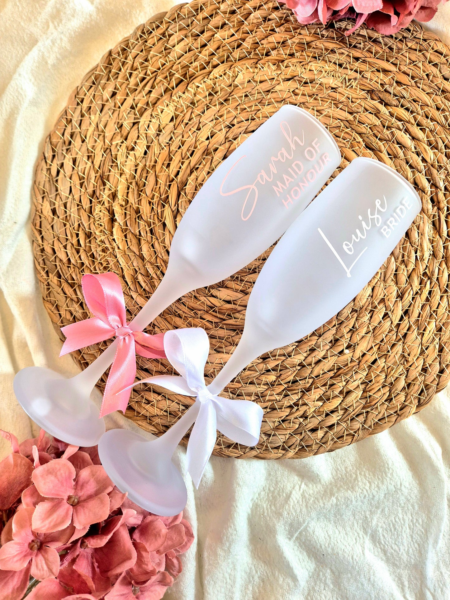 Personalised Frosted Champagne Flutes with Bow - Pink