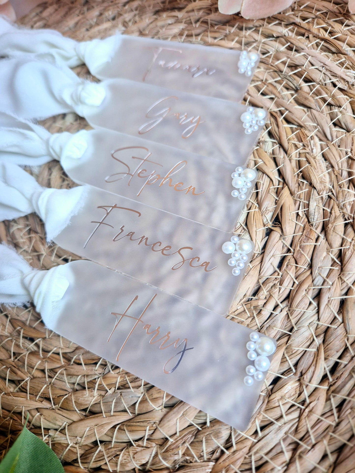 Frosted Pearl Place Names - Silver Font