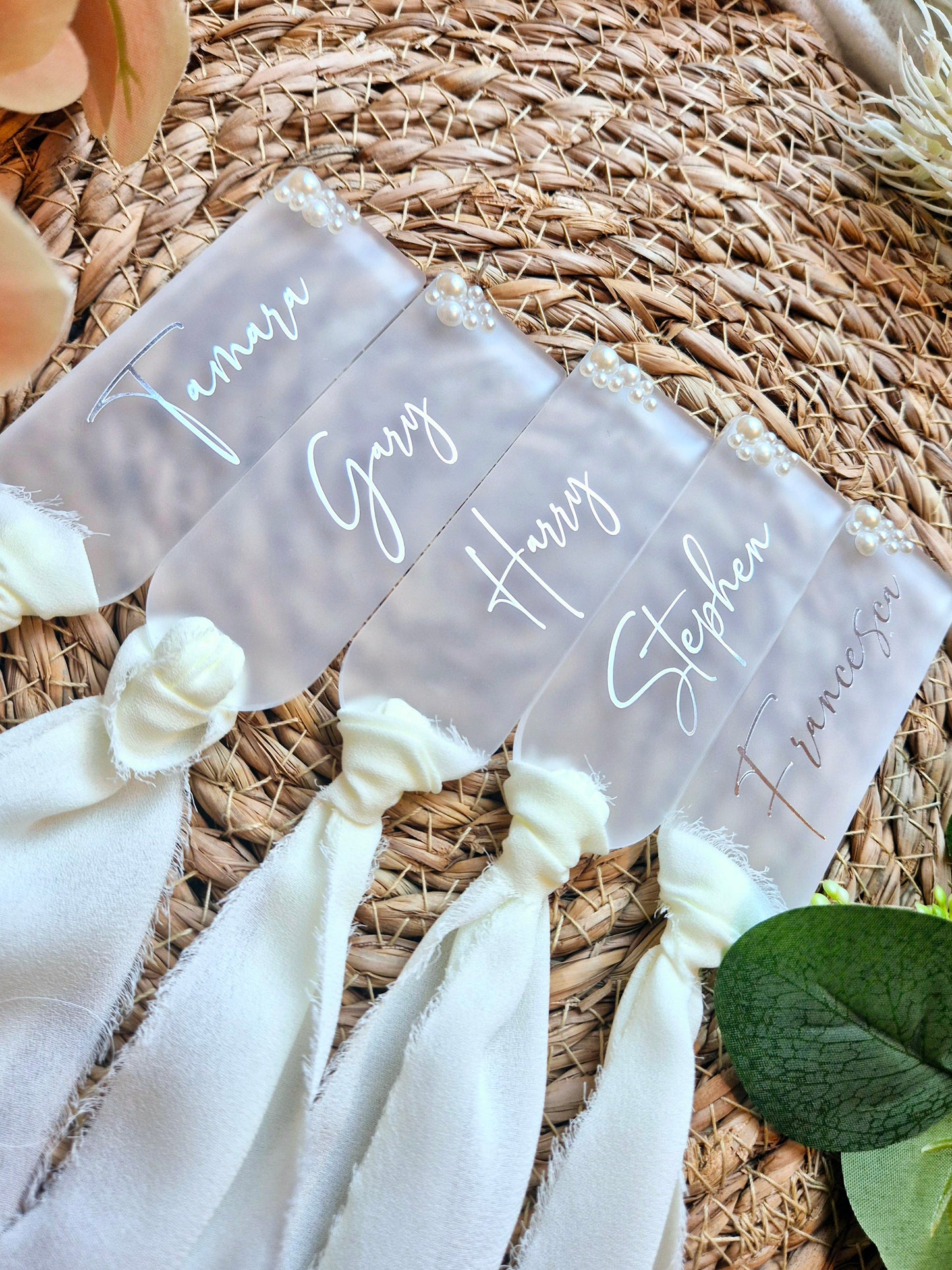 Frosted Pearl Place Names - Silver Font